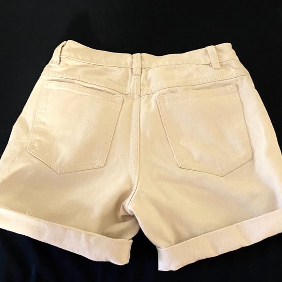 1970 Vintage White Shorts - Picture 2 of 3